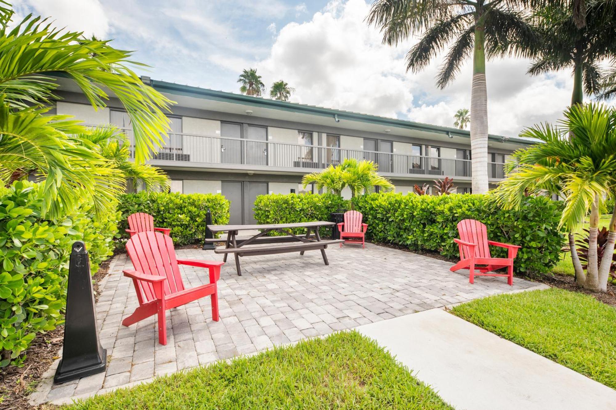 Aparthotel Bay Breeze South Bradenton Zewnętrze zdjęcie